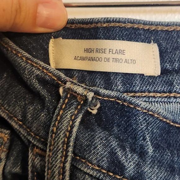 Universal Thread Dark Blue Women High Rise Flare Jeans - Picture 3 of 5